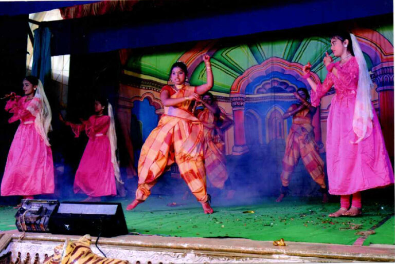 Co-Curricular Sree Vivekananda matric HS School - Vestern Dance